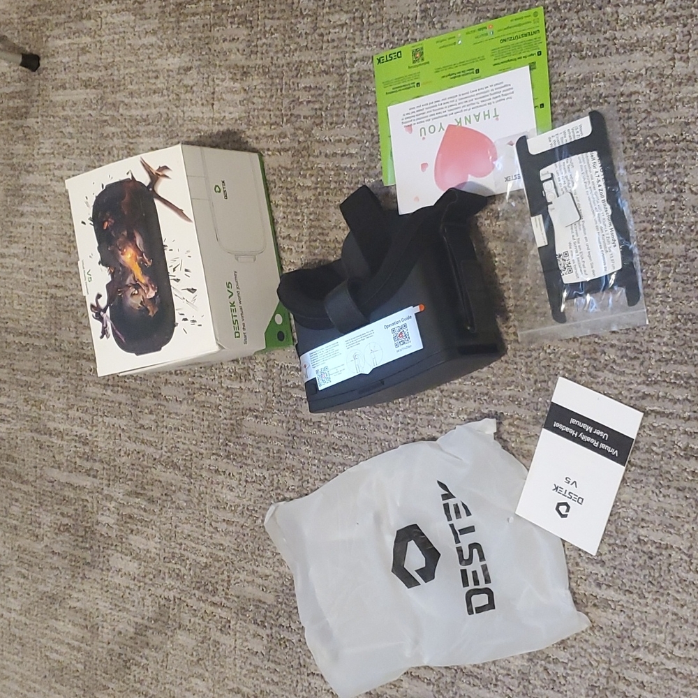 Virtual Reality Headset V5